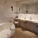 Waldhorn Hotell 3*